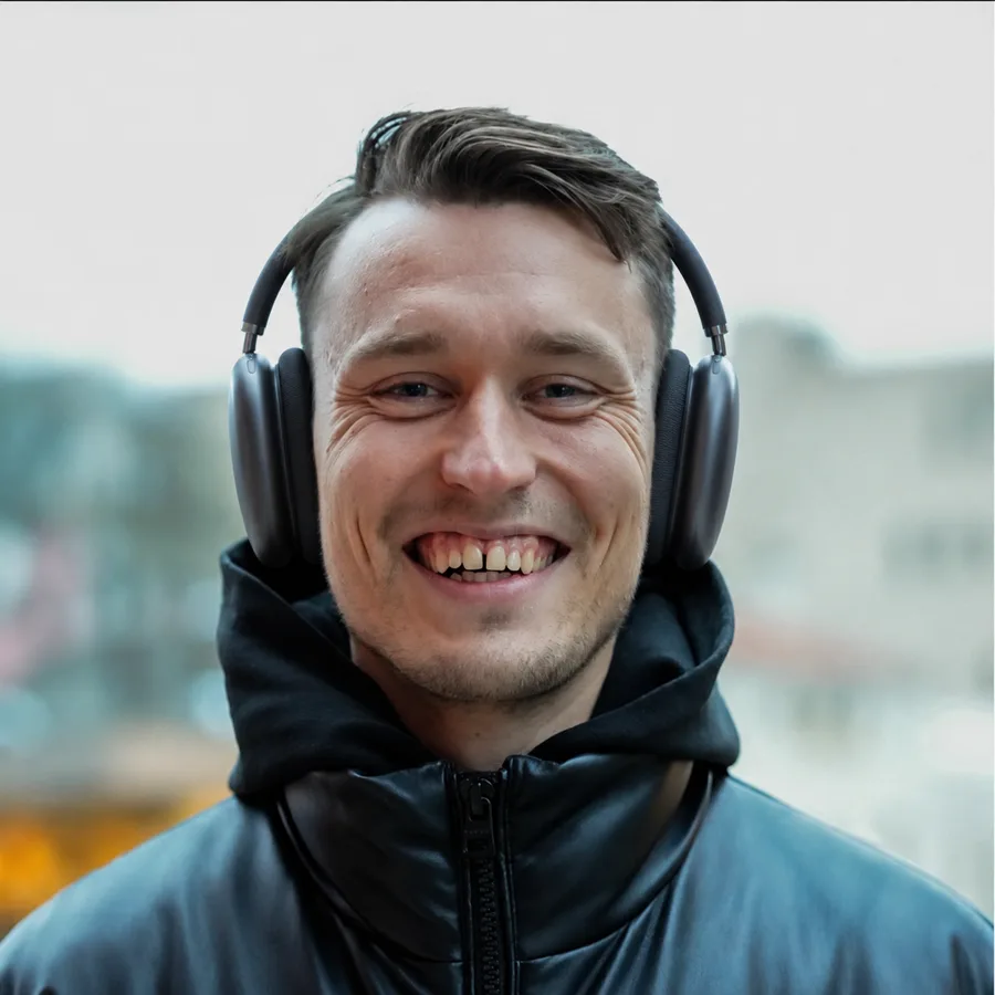 Anglų kalbos mokytojas Tomas Libas